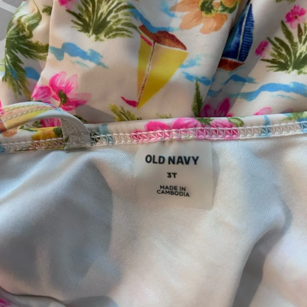 Old Navy Tropical Themed Girls One Piece Swim Suit Size 3T